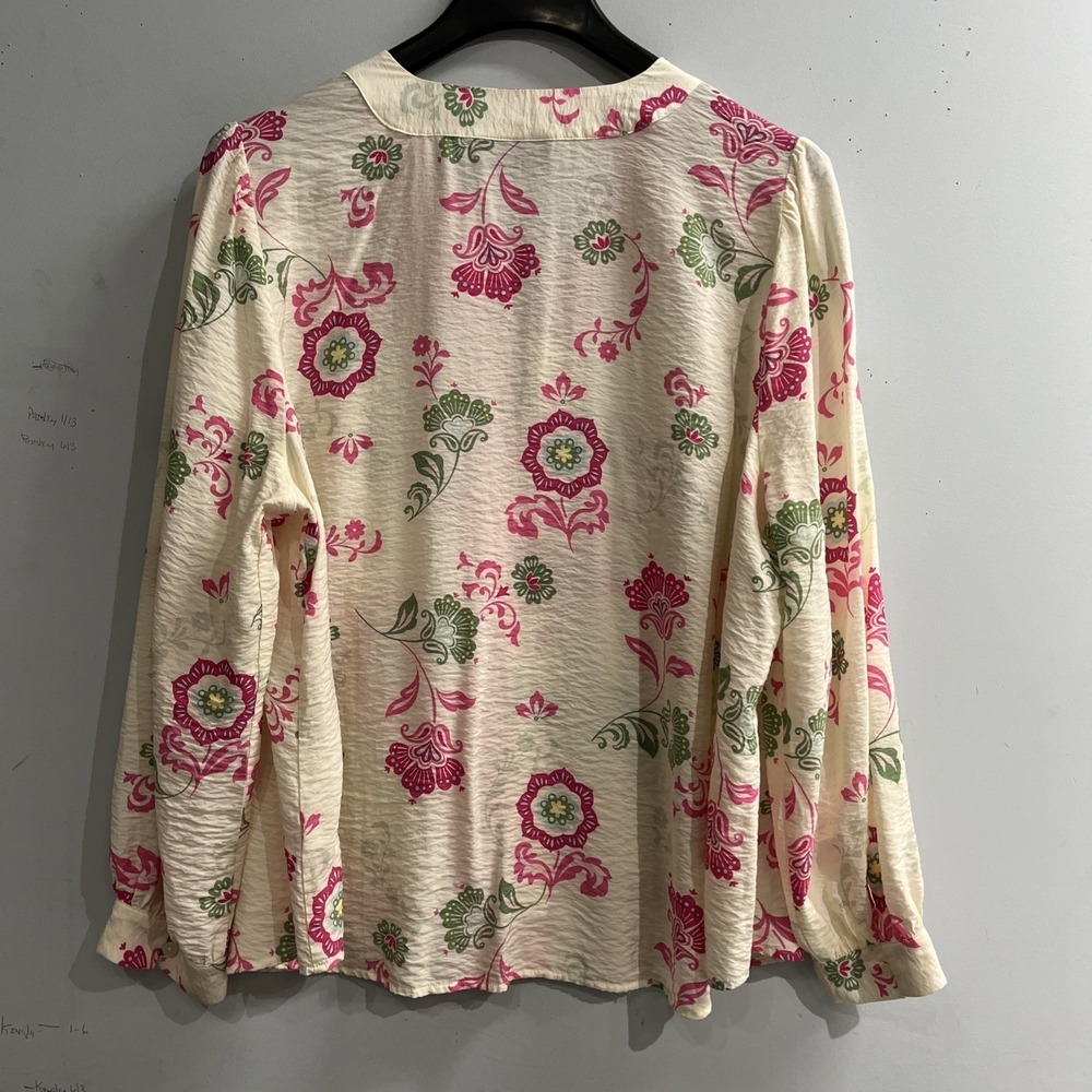 Lane Bryant Top Pink Floral Button Down Blouse Size 20 Lace Trim Spring Easter - Picture 2 of 10